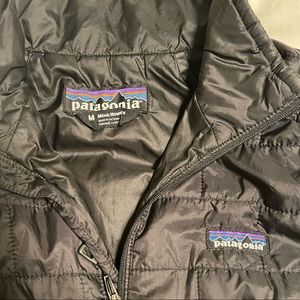 Patagonia Men’s Black Puffer Vest (Thin!!) Size M